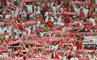 Los polacos sólo se arrodillan ante Dios